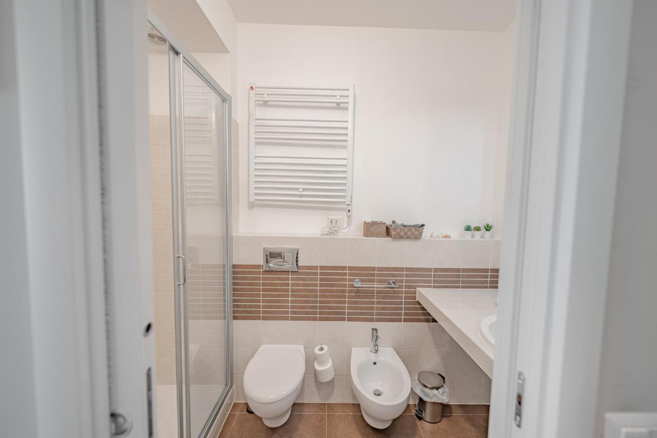Appartamento Incantevole Con Piscina Vallecrosia Exterior foto